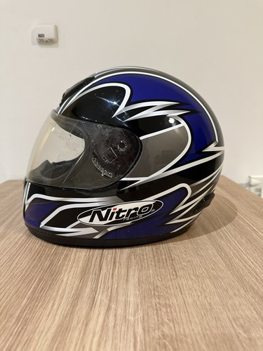 Full face motorcycle helmet - full,